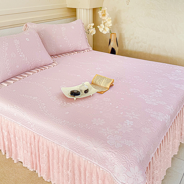 91家纺网 家纺一手货源 找家纺 金绣美居 2026新款PE高分子凉感席聚乙烯冰感床裙款凉席三件套-一路生花 一路生花-粉色