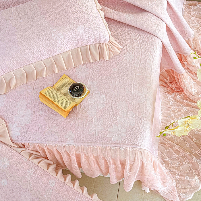 91家纺网 家纺一手货源 找家纺 （总）金绣美居 2026新款PE高分子凉感席聚乙烯冰感床裙款凉席三件套-一路生花