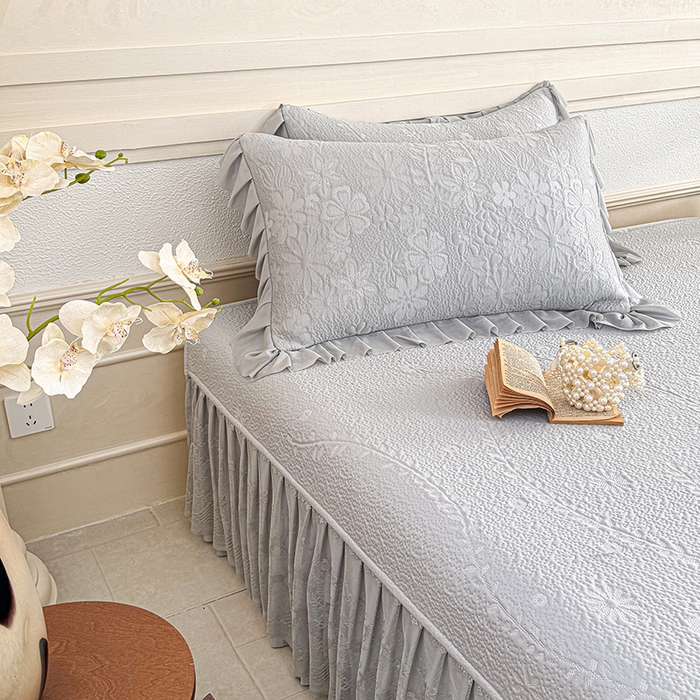 91家纺网 家纺一手货源 找家纺 金绣美居 2026新款PE高分子凉感席聚乙烯冰感床裙款凉席三件套-一路生花 一路生花-灰色