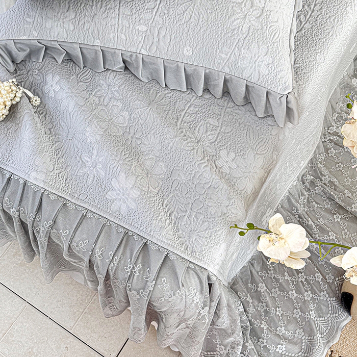91家纺网 家纺一手货源 找家纺 金绣美居 2026新款PE高分子凉感席聚乙烯冰感床裙款凉席三件套-一路生花 一路生花-灰色