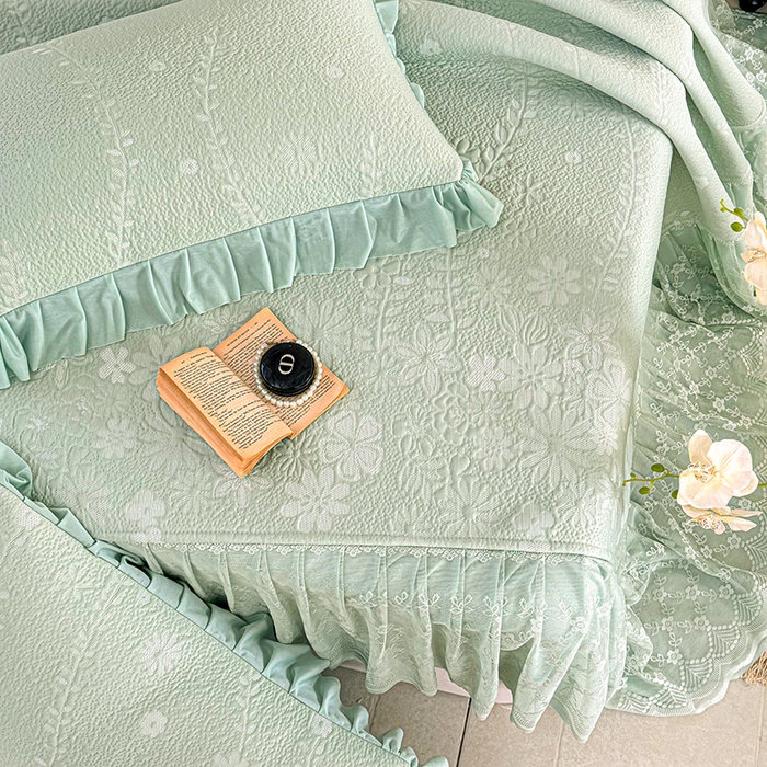 91家纺网 家纺一手货源 找家纺 金绣美居 2026新款PE高分子凉感席聚乙烯冰感床裙款凉席三件套-一路生花 一路生花-绿色