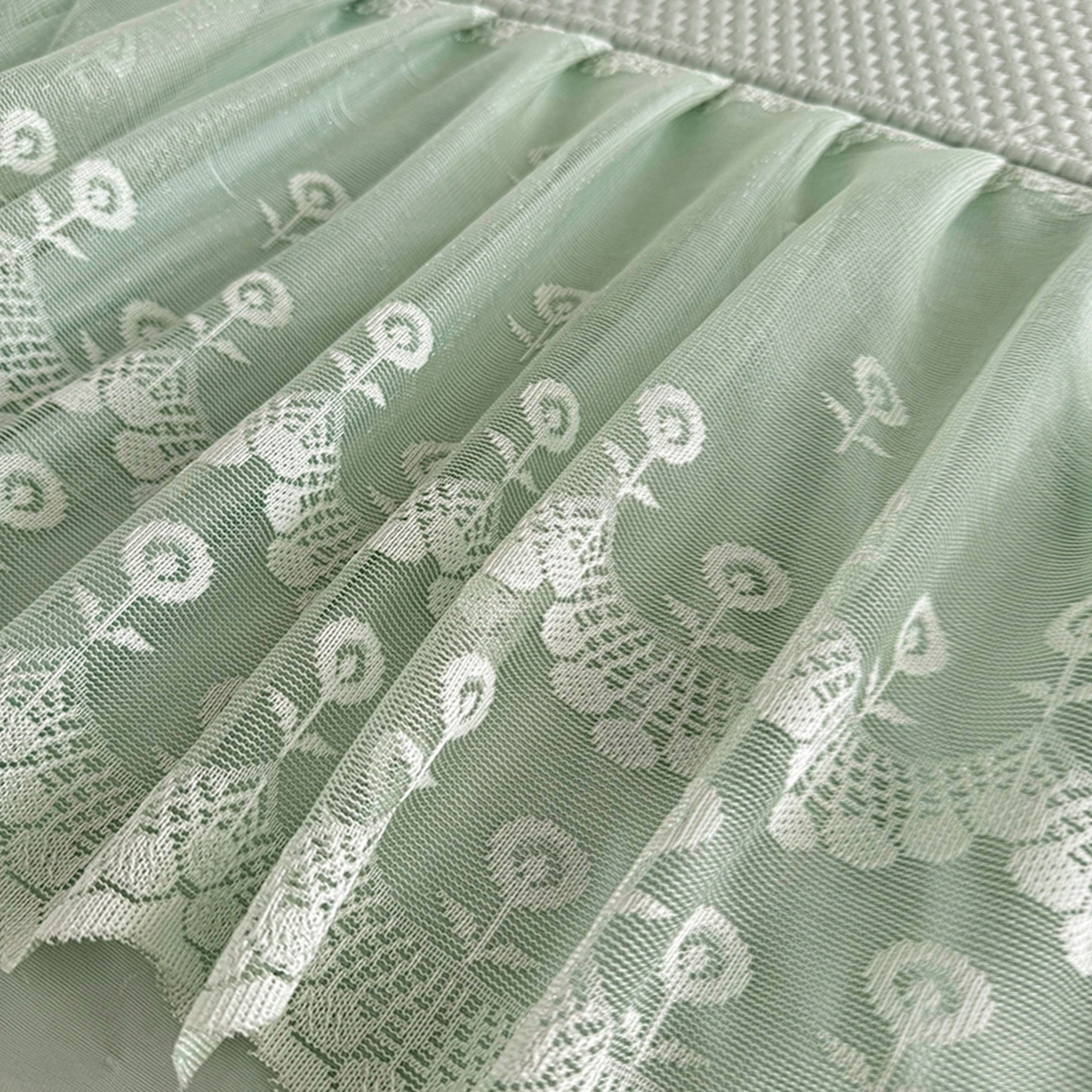 91家纺网 家纺一手货源 找家纺 金绣美居 2026新款PE高分子凉感席聚乙烯冰感床裙款凉席三件套-七里香 七里香-绿色