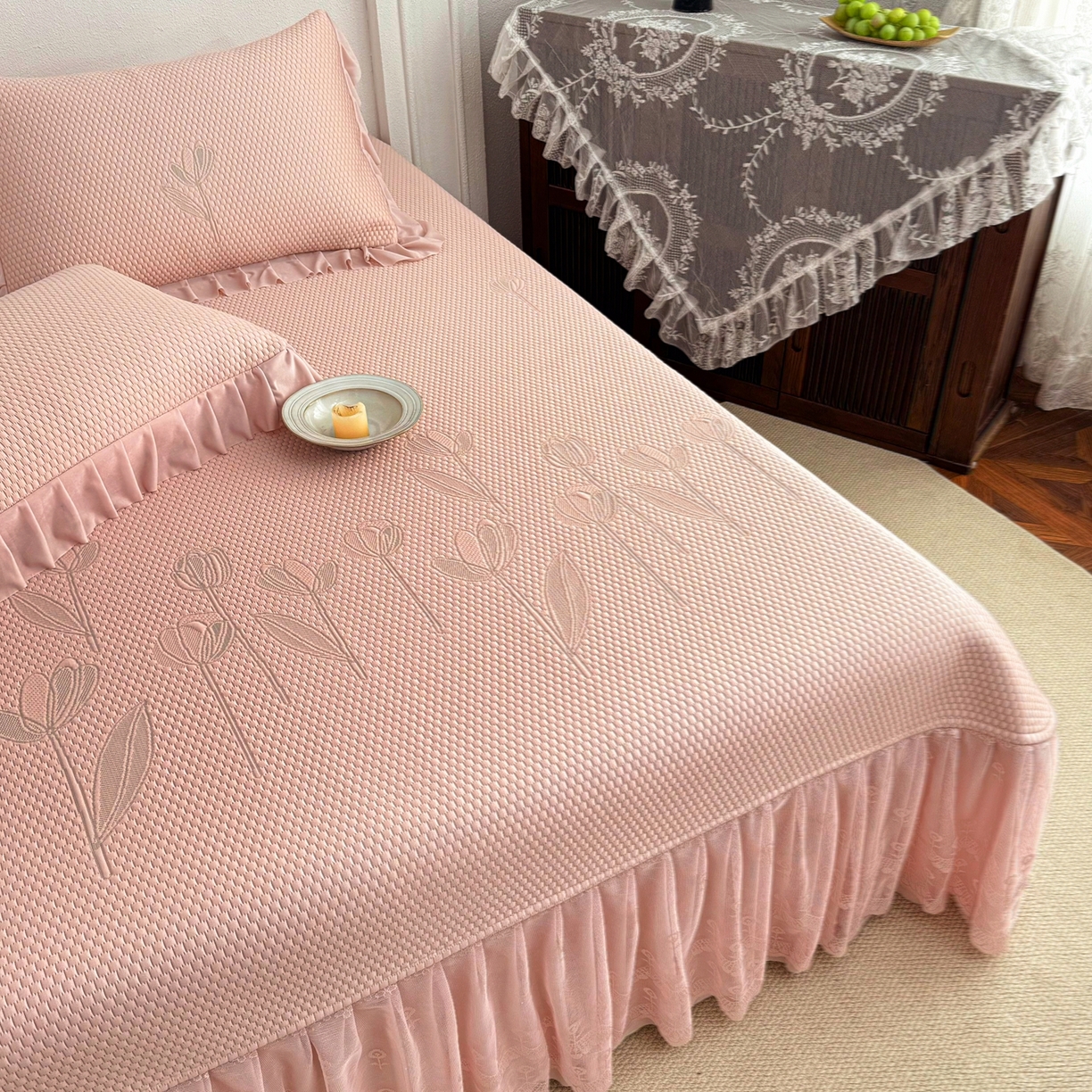 91家纺网 家纺一手货源 找家纺 （总）金绣美居 2026新款PE高分子凉感席聚乙烯冰感床裙款凉席三件套-七里香