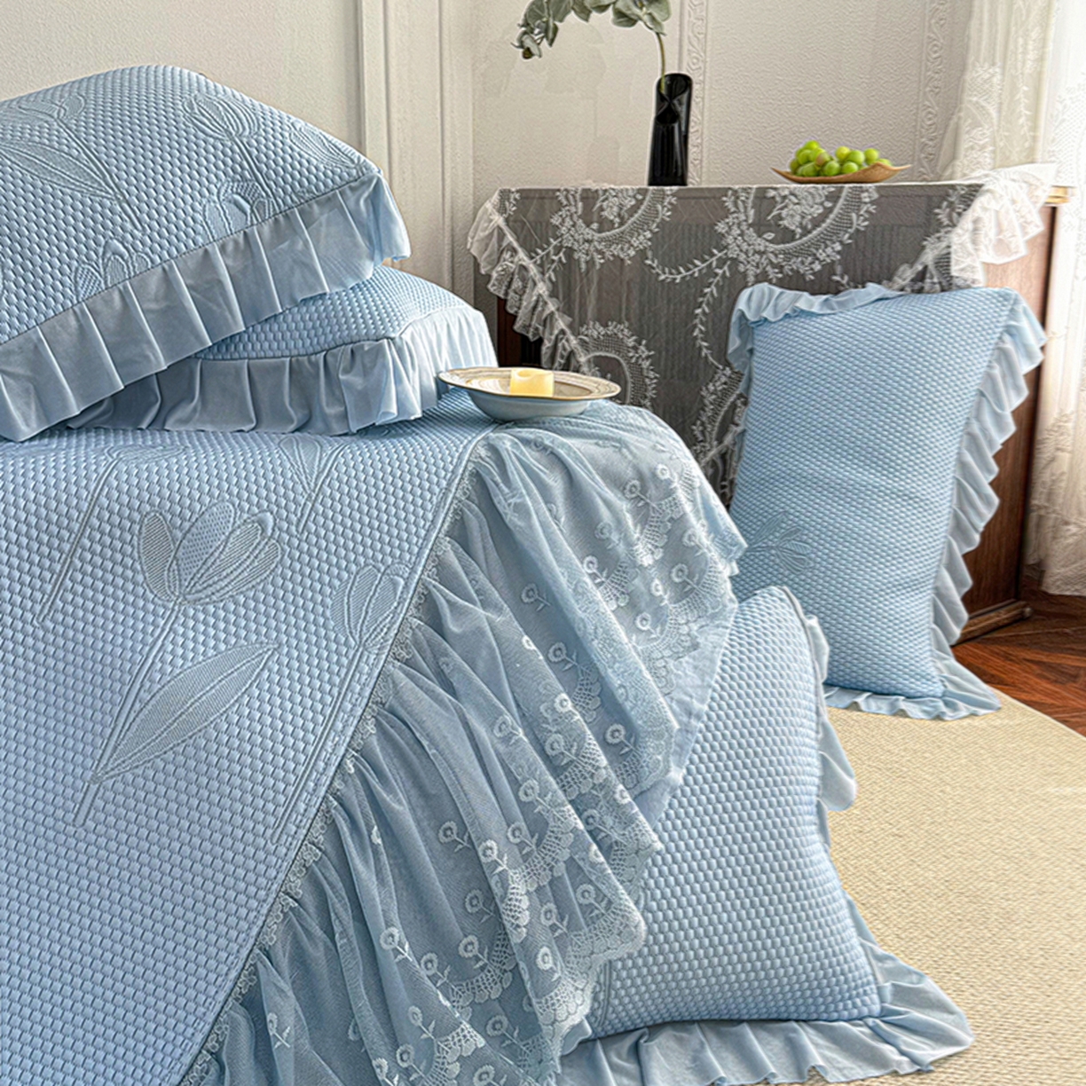 91家纺网 家纺一手货源 找家纺 金绣美居 2026新款PE高分子凉感席聚乙烯冰感床裙款凉席三件套-七里香 七里香-蓝色