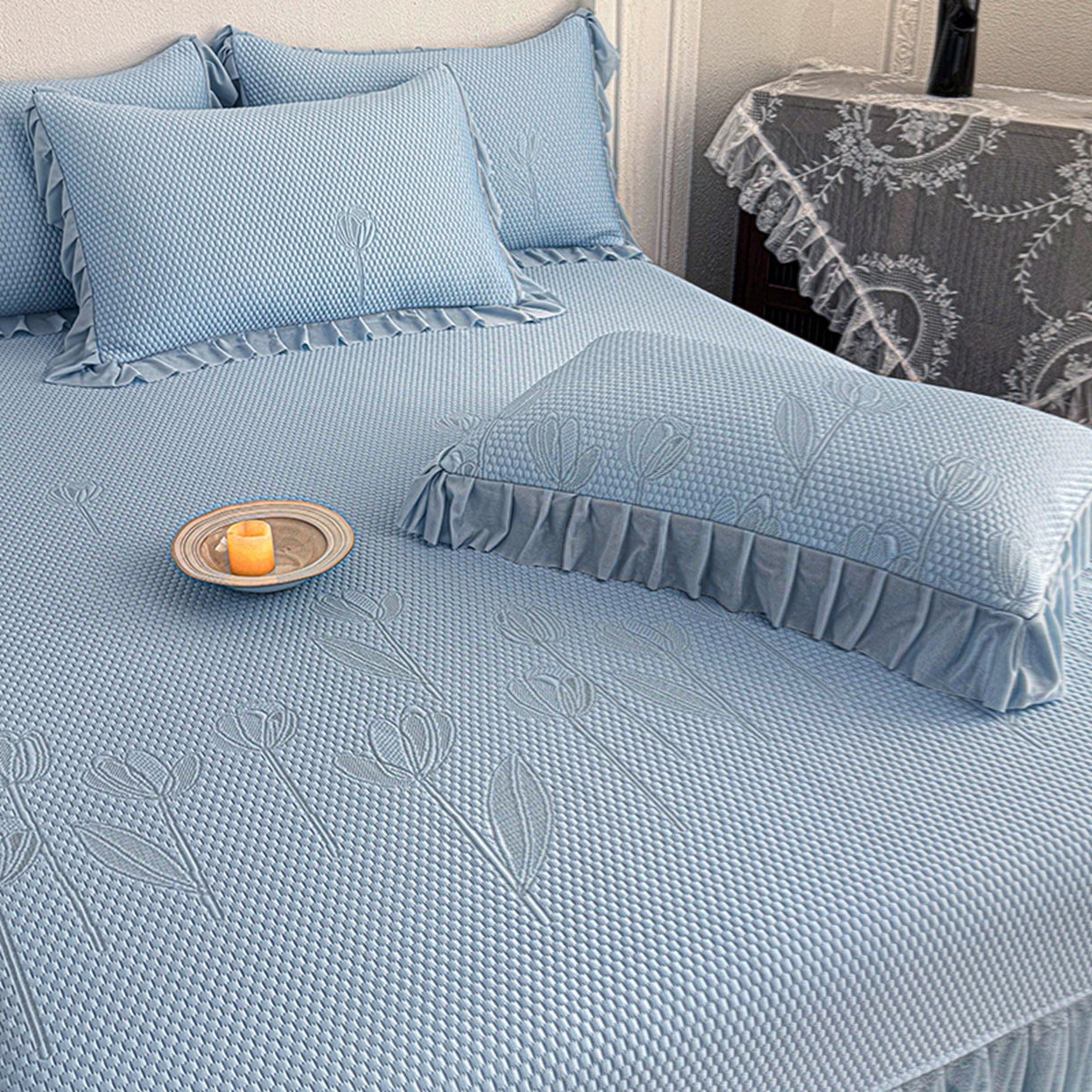 91家纺网 家纺一手货源 找家纺 金绣美居 2026新款PE高分子凉感席聚乙烯冰感床裙款凉席三件套-七里香 七里香-蓝色