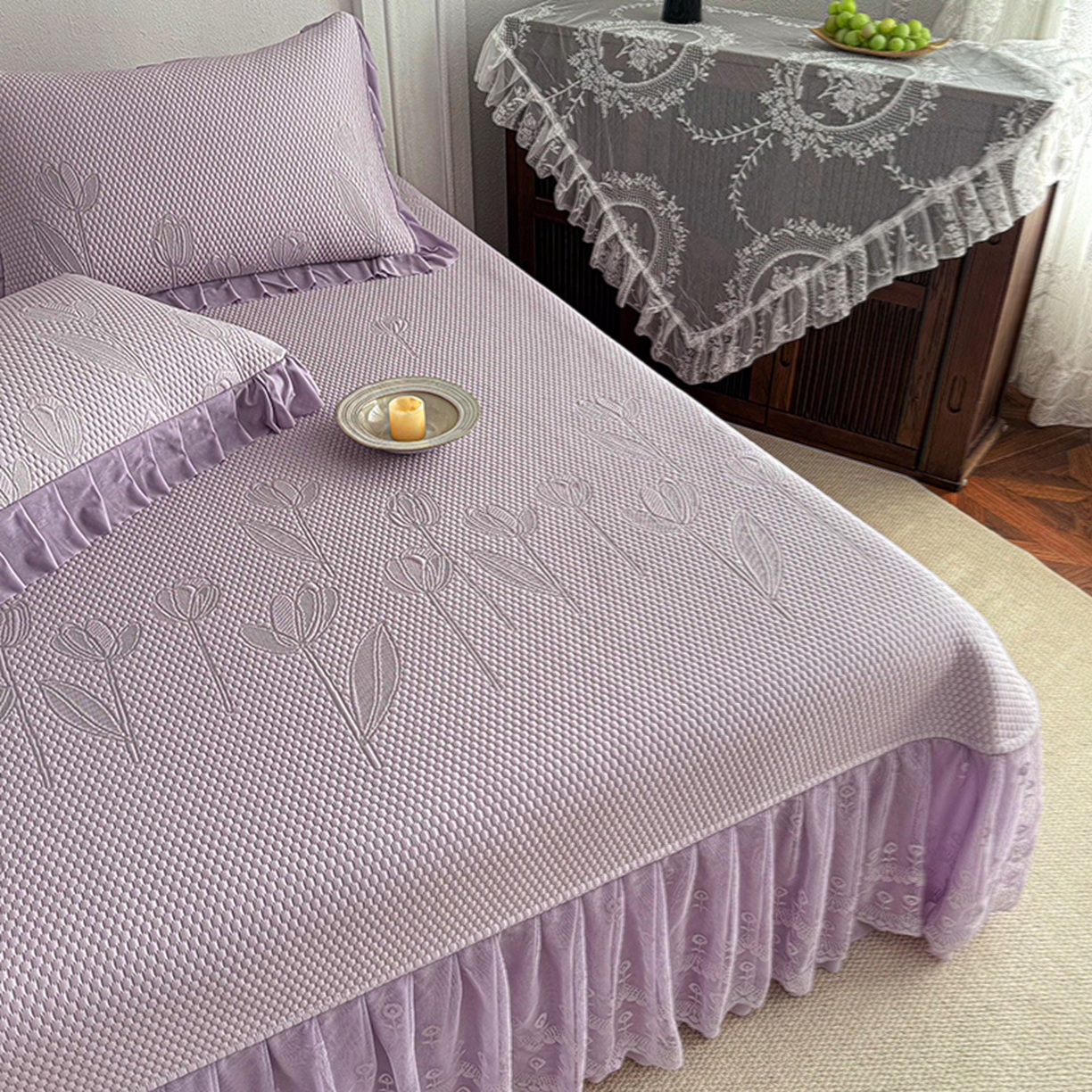 91家纺网 家纺一手货源 找家纺 金绣美居 2026新款PE高分子凉感席聚乙烯冰感床裙款凉席三件套-七里香 七里香-紫色