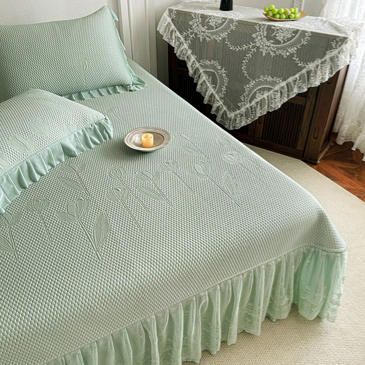 91家纺网 家纺一手货源 找家纺 金绣美居 2026新款PE高分子凉感席聚乙烯冰感床裙款凉席三件套-七里香 七里香-绿色