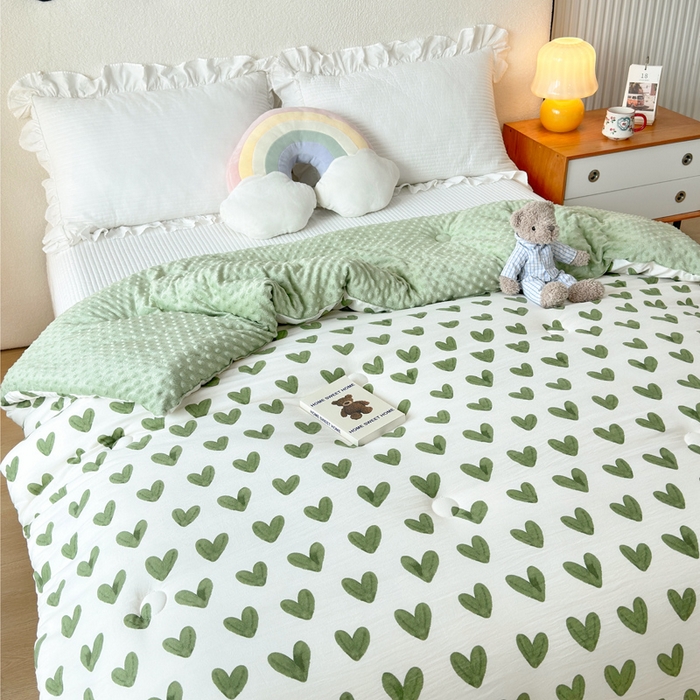 91家纺网 家纺一手货源 找家纺 赛琳 2026新款豆豆春秋被被子被芯 绿爱心