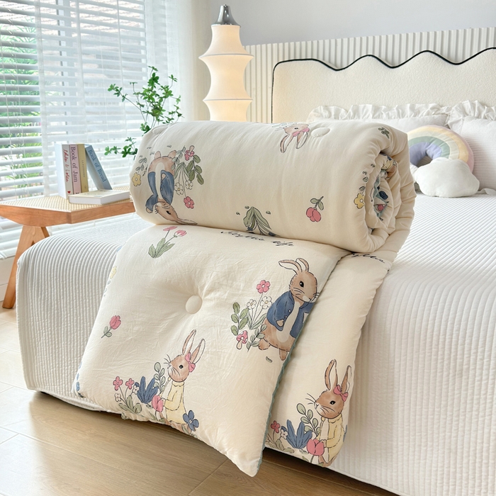 91家纺网 家纺一手货源 找家纺 赛琳 2026新款豆豆春秋被被子被芯 丛林小兔