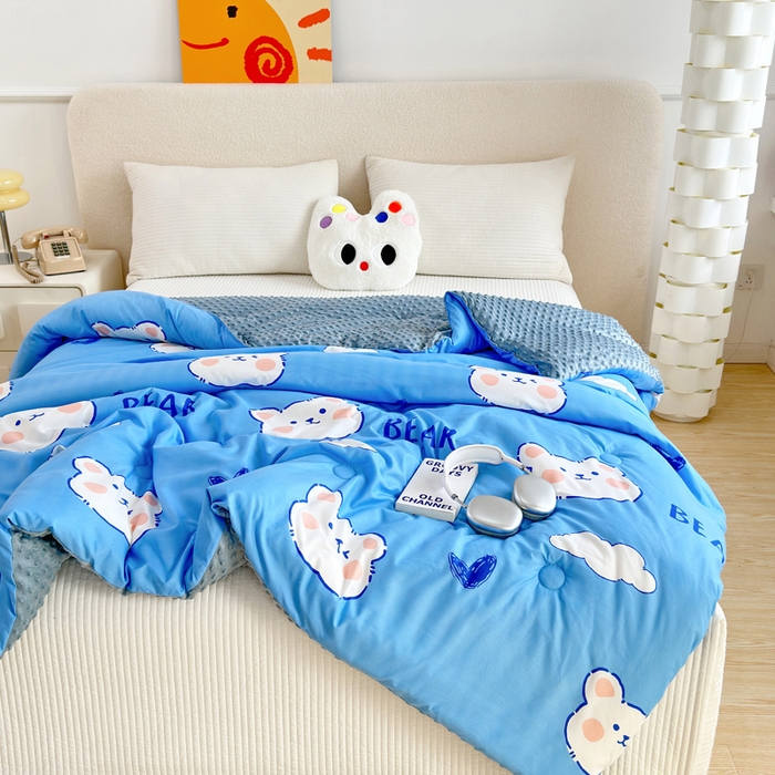 91家纺网 家纺一手货源 找家纺 赛琳 2026新款豆豆春秋被被子被芯 爱心小熊