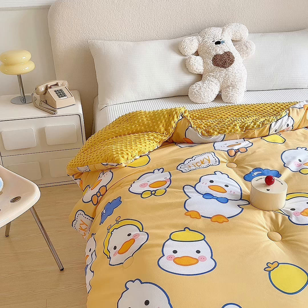 91家纺网 家纺一手货源 找家纺 赛琳 2026新款豆豆春秋被被子被芯 小黄鸭