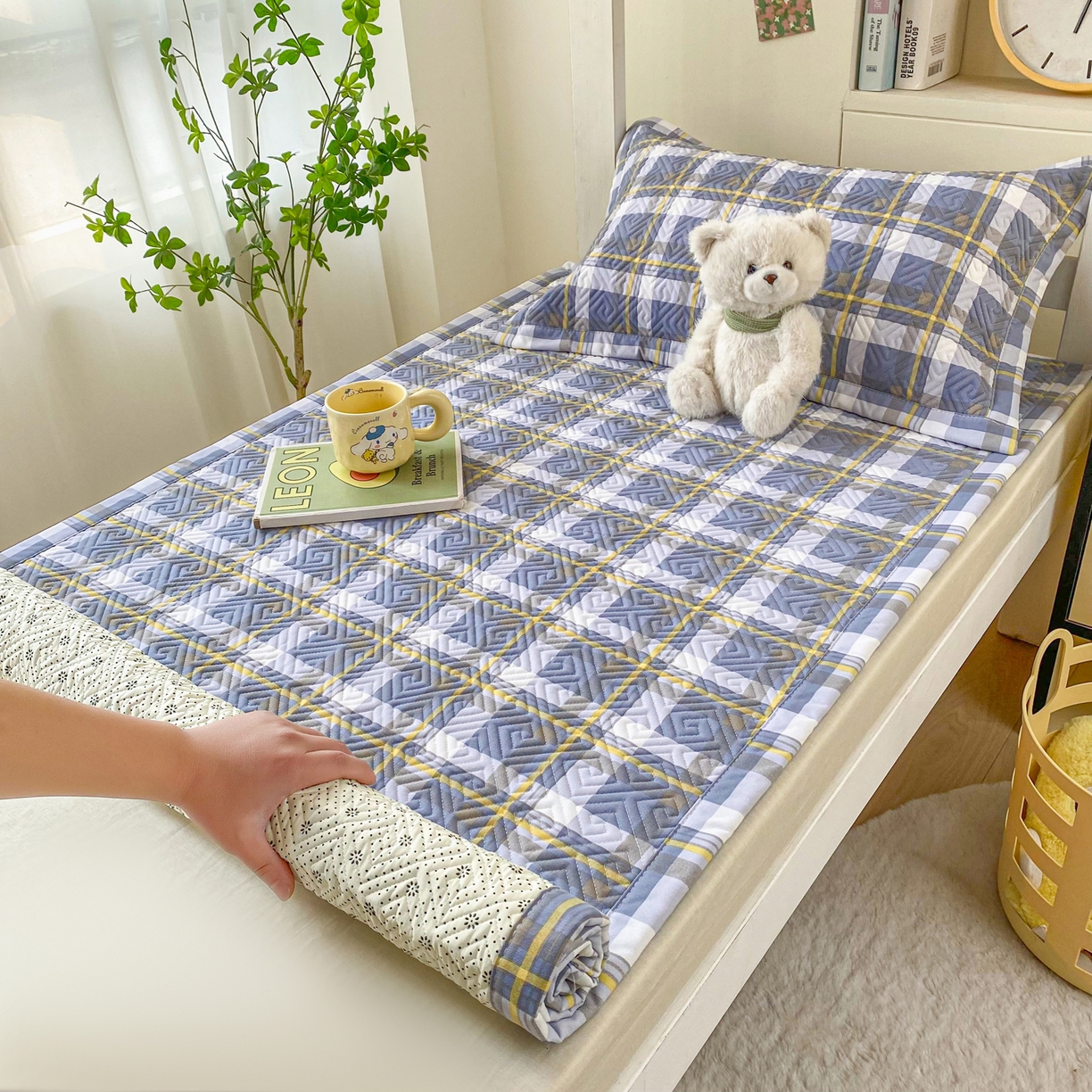 91家纺网 家纺一手货源 找家纺 （总）首爱家纺 2026新款老粗布床盖床垫学生床