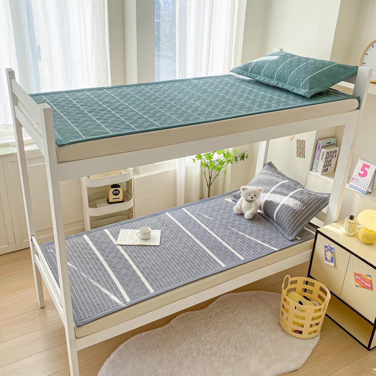 91家纺网 家纺一手货源 找家纺 首爱家纺 2026新款老粗布床盖床垫学生床 床盖 冷灰