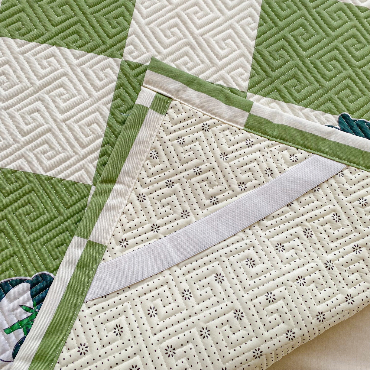 91家纺网 家纺一手货源 找家纺 首爱家纺 2026新款老粗布床盖床垫学生床 床盖 可爱熊猫