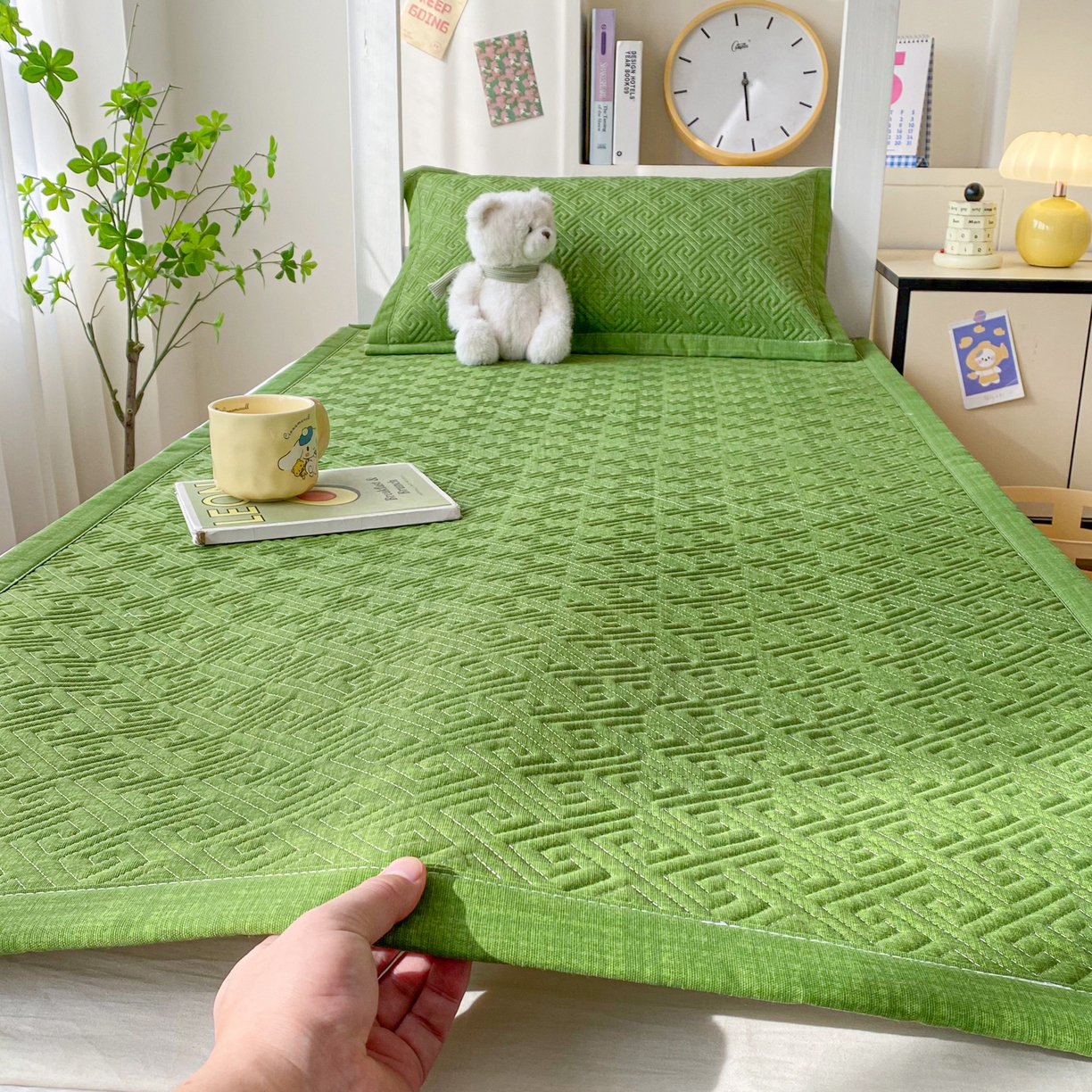 91家纺网 家纺一手货源 找家纺 首爱家纺 2026新款老粗布床盖床垫学生床 床盖 嫩绿