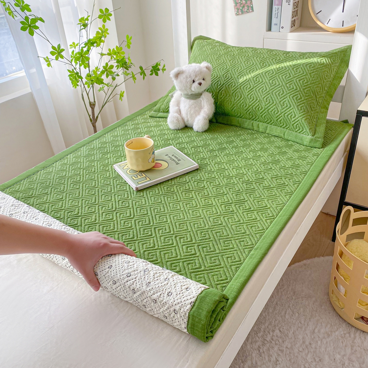 首爱家纺 2026新款老粗布床盖床垫学生床 床盖 嫩绿