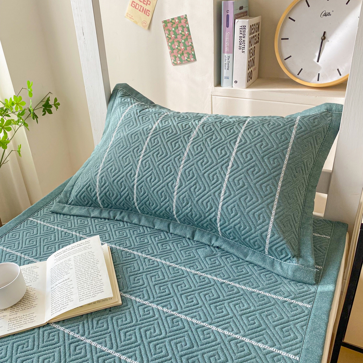 91家纺网 家纺一手货源 找家纺 首爱家纺 2026新款老粗布床盖床垫学生床 床盖 初见