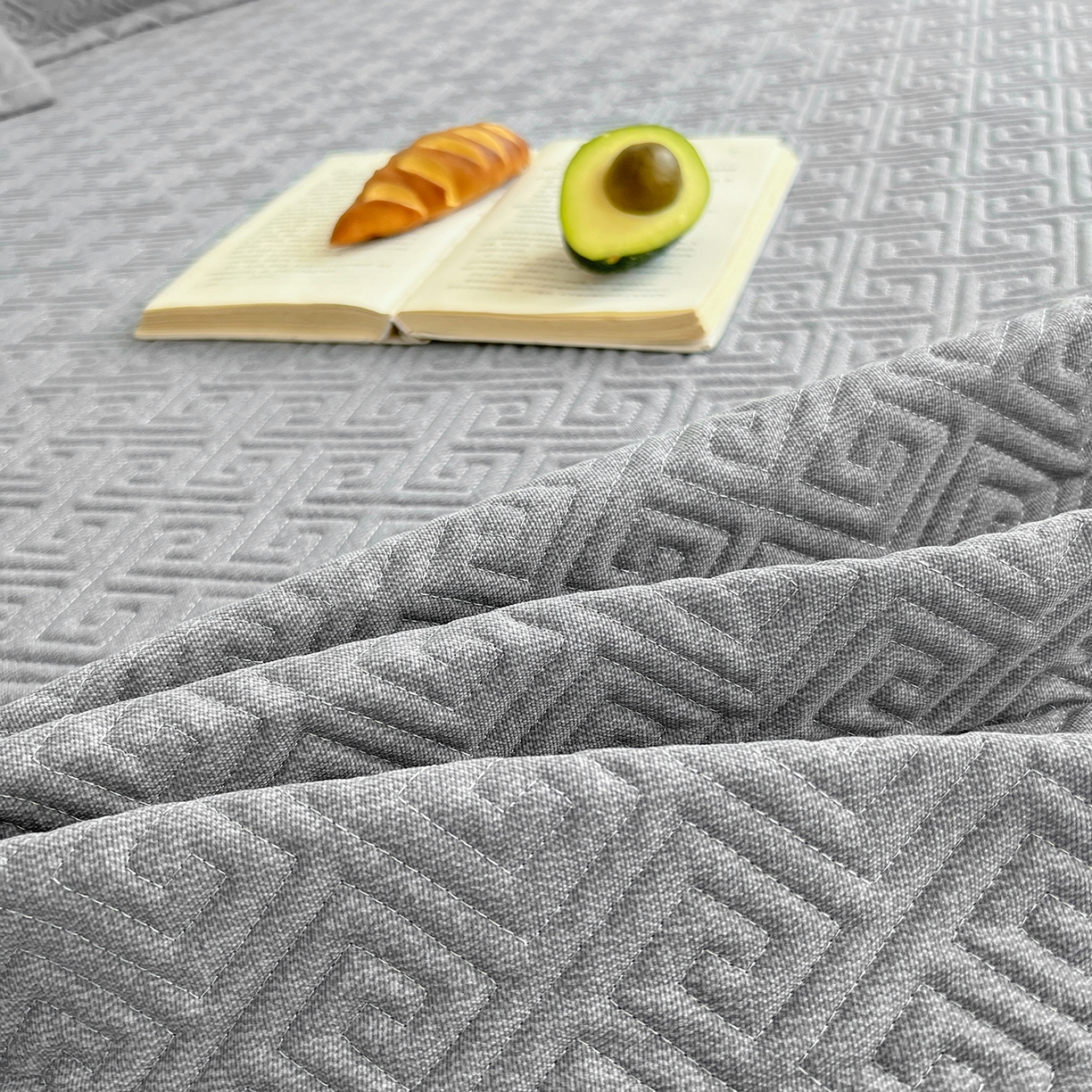 91家纺网 家纺一手货源 找家纺 首爱家纺 2026新款老粗布床盖床垫大床 床盖 浅灰