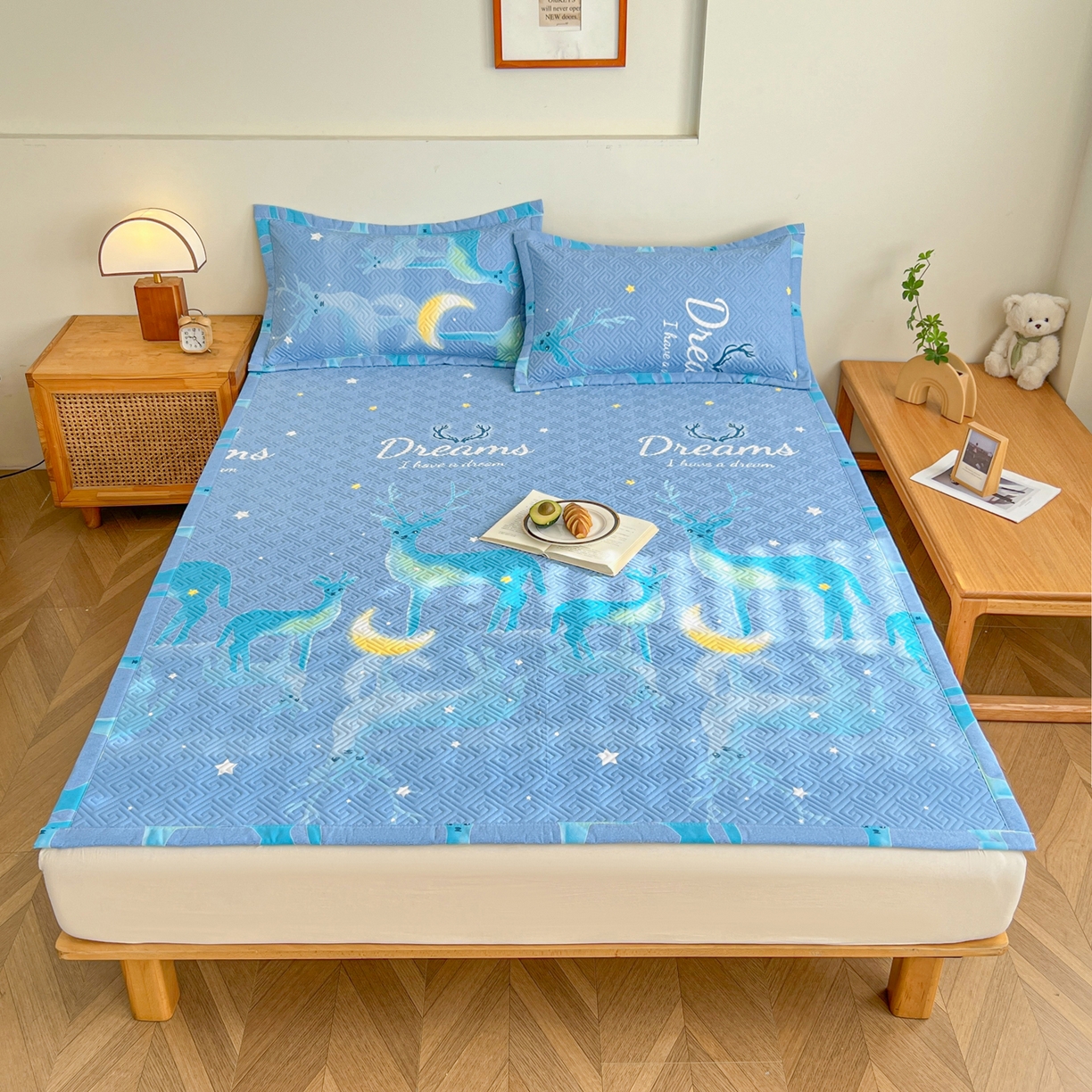 91家纺网 家纺一手货源 找家纺 首爱家纺 2026新款老粗布床盖床垫大床 床盖 梦幻小鹿