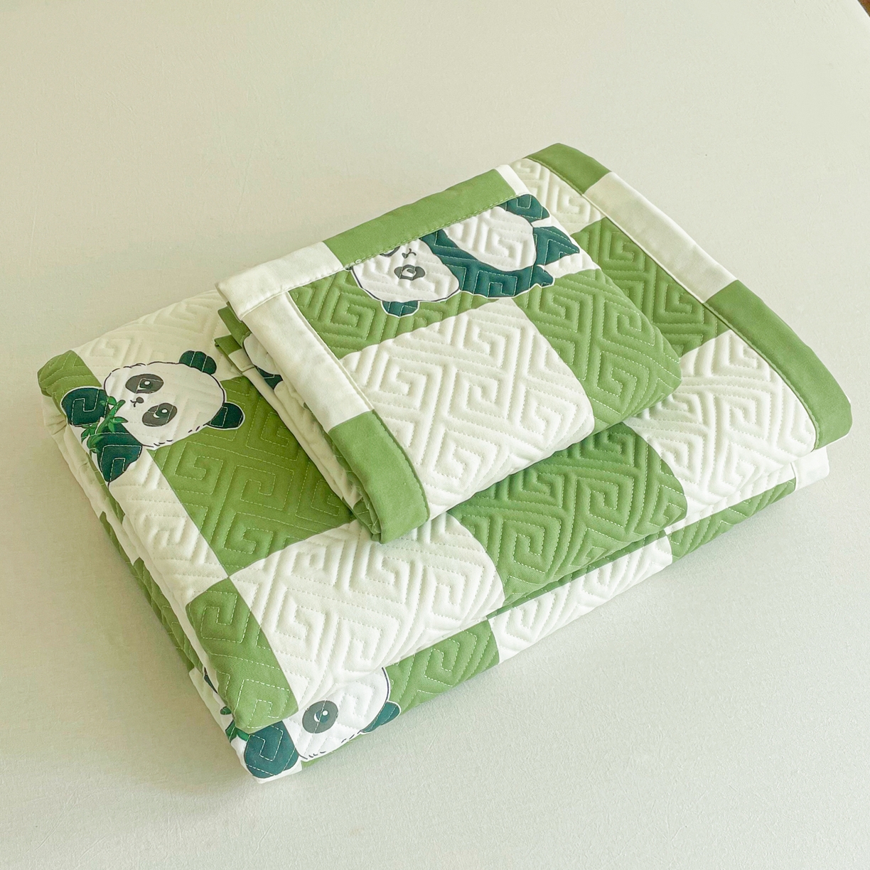 91家纺网 家纺一手货源 找家纺 首爱家纺 2026新款老粗布床盖床垫大床 床盖 可爱熊猫