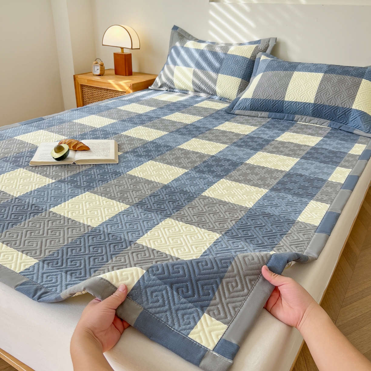 91家纺网 家纺一手货源 找家纺 首爱家纺 2026新款老粗布床盖床垫大床 床盖 蓝格