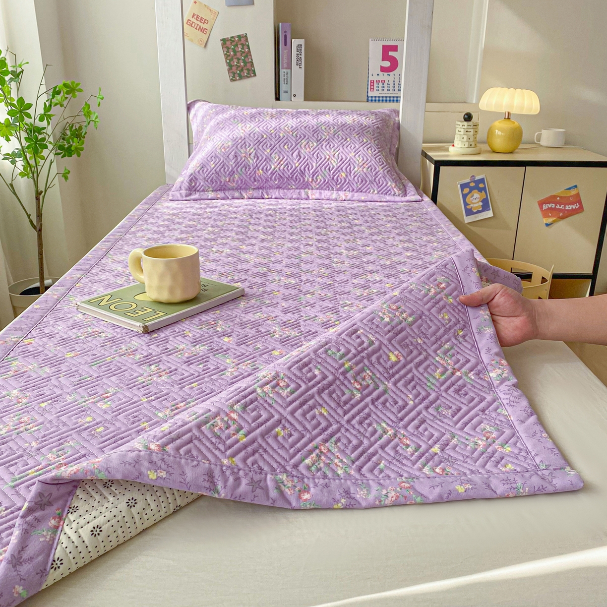 91家纺网 家纺一手货源 找家纺 棉乐町家居 2026新款老粗布床盖床垫学生床 床盖 紫罗兰