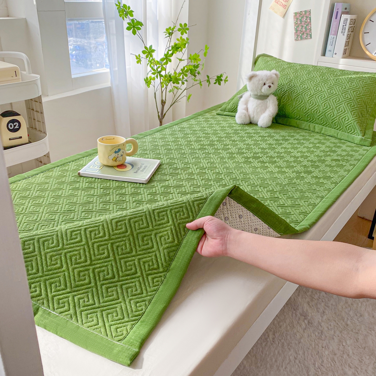 91家纺网 家纺一手货源 找家纺 棉乐町家居 2026新款老粗布床盖床垫学生床 床盖 嫩绿