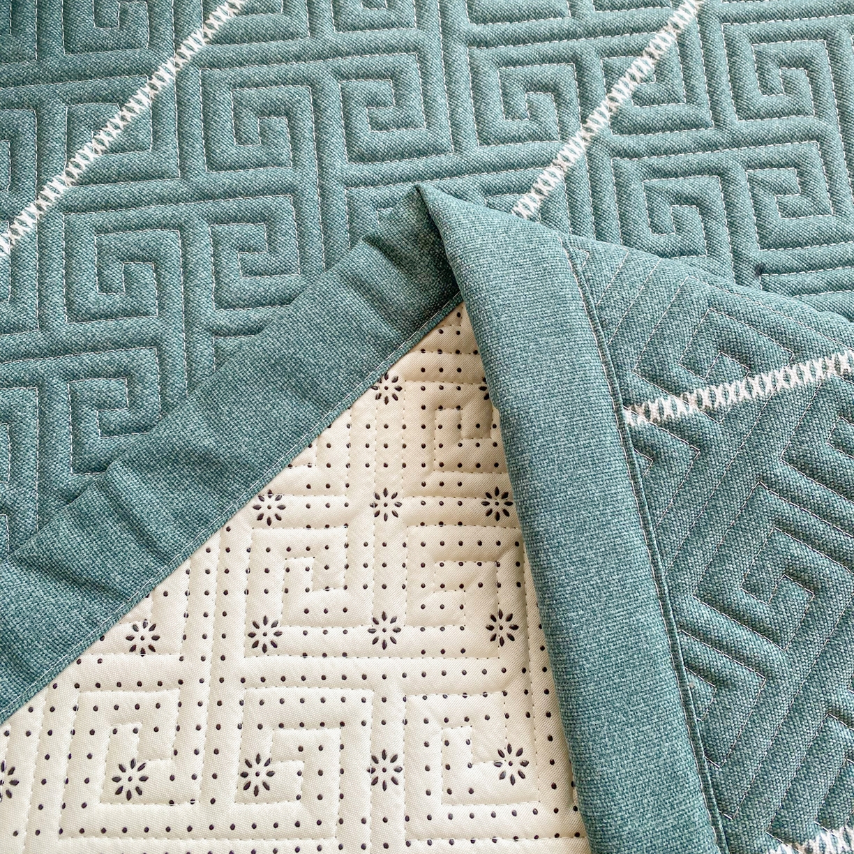 91家纺网 家纺一手货源 找家纺 棉乐町家居 2026新款老粗布床盖床垫学生床 床盖 初见