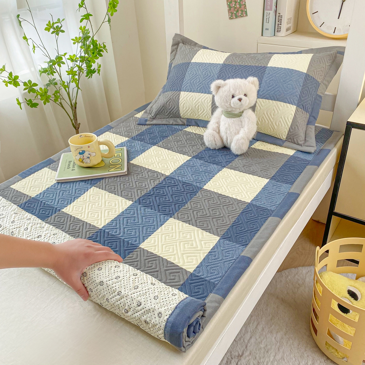 棉乐町家居 2026新款老粗布床盖床垫学生床 床盖 蓝格