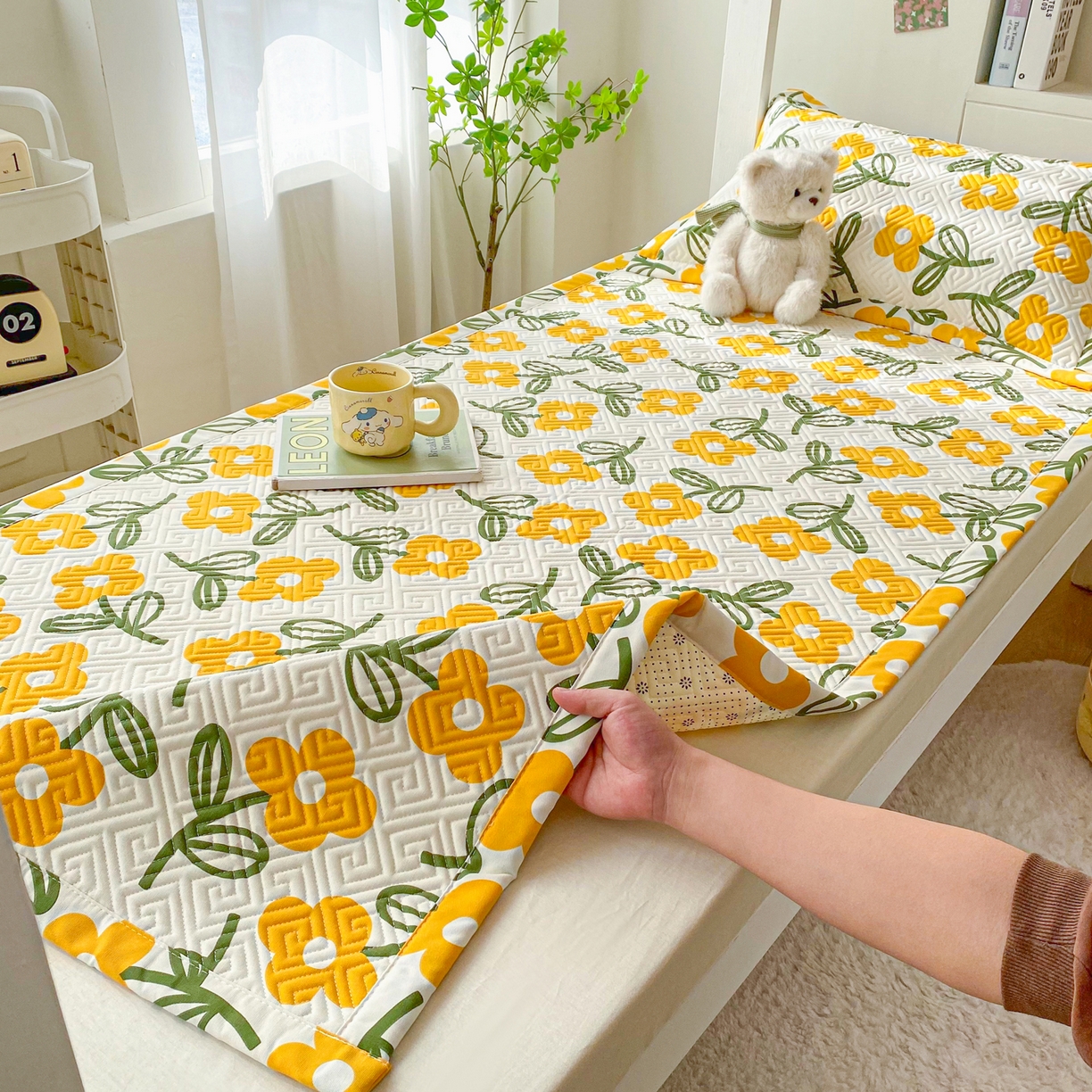 91家纺网 家纺一手货源 找家纺 棉乐町家居 2026新款老粗布床盖床垫学生床 床盖 花颜