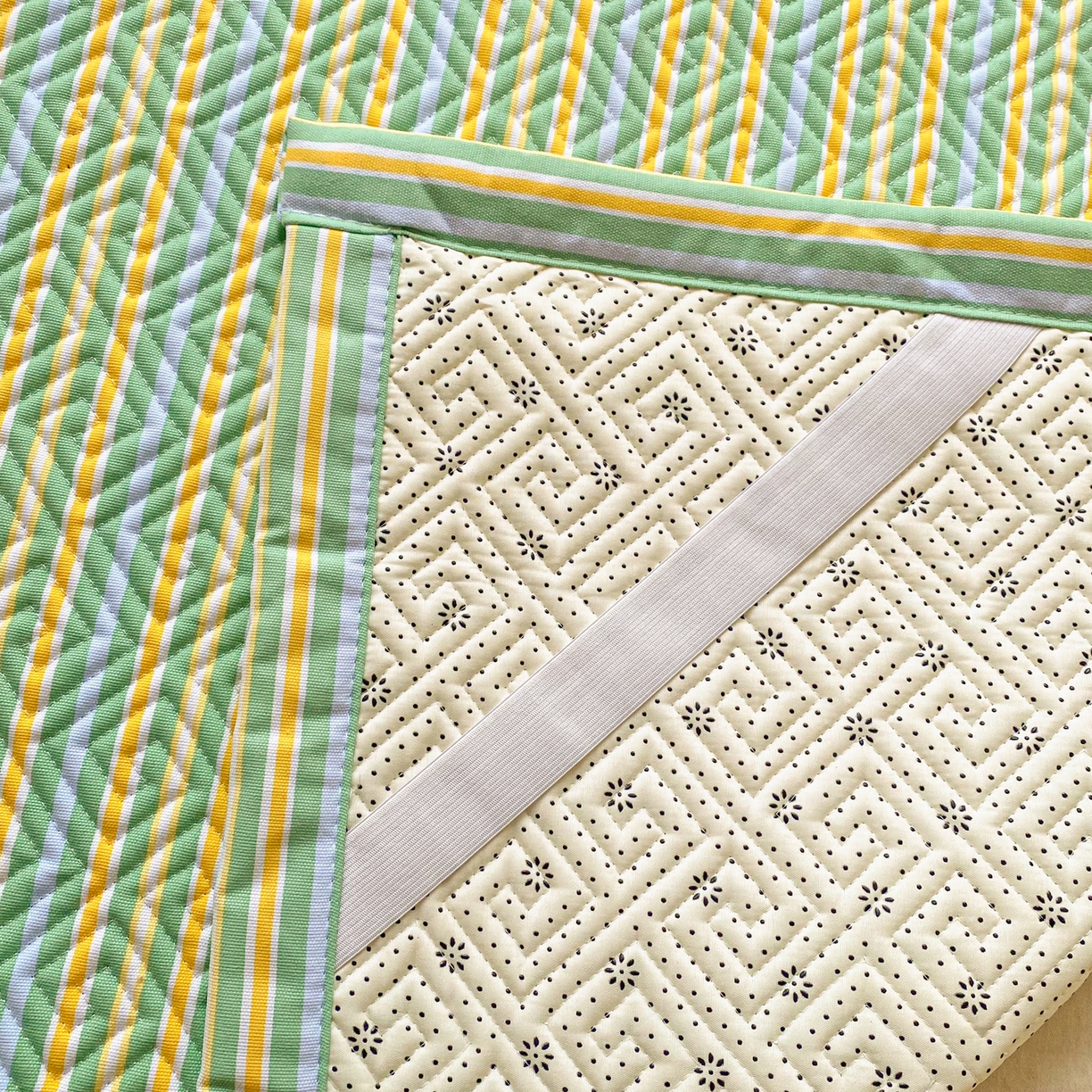 91家纺网 家纺一手货源 找家纺 棉乐町家居 2026新款老粗布床盖床垫学生床 床盖 果绿条