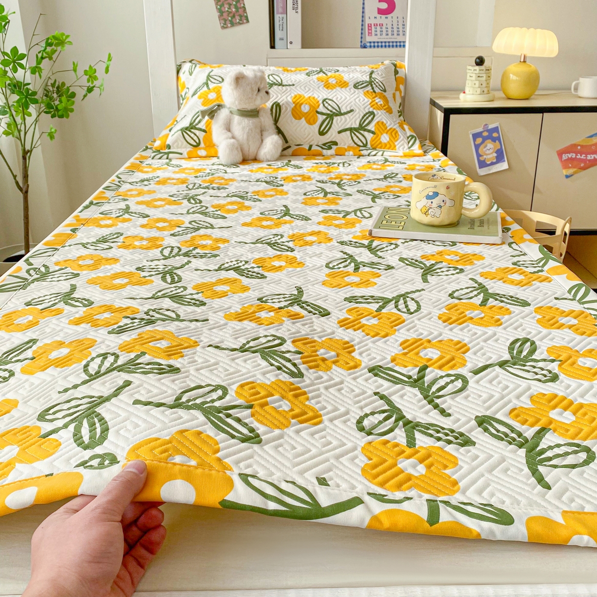 91家纺网 家纺一手货源 找家纺 棉乐町家居 2026新款老粗布床盖床垫学生床 床盖 花颜