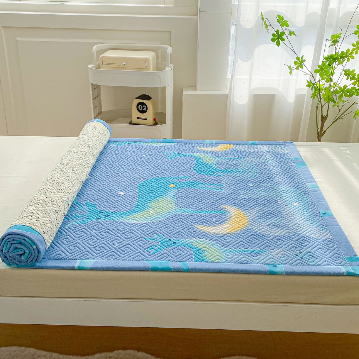 91家纺网 家纺一手货源 找家纺 棉乐町家居 2026新款老粗布床盖床垫学生床 床盖 梦幻小鹿