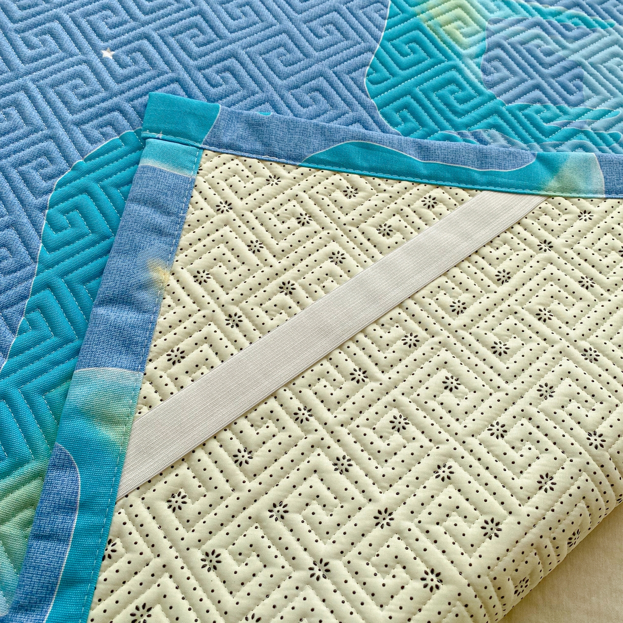 91家纺网 家纺一手货源 找家纺 棉乐町家居 2026新款老粗布床盖床垫学生床 床盖 梦幻小鹿