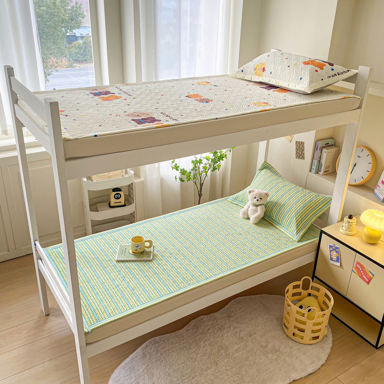 91家纺网 家纺一手货源 找家纺 棉乐町家居 2026新款老粗布床盖床垫学生床 床盖 果绿条