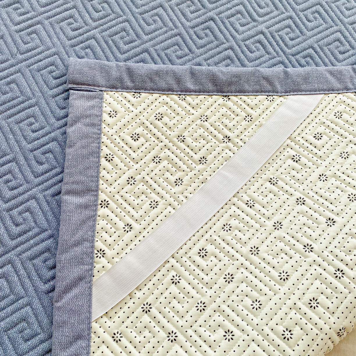 91家纺网 家纺一手货源 找家纺 棉乐町家居 2026新款老粗布床盖床垫学生床 床盖 浅灰