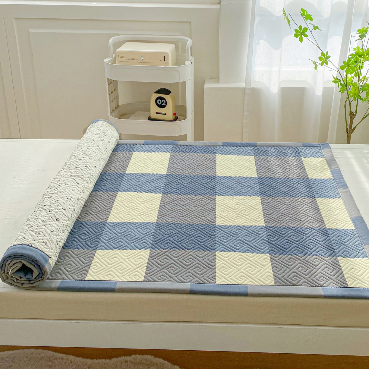 91家纺网 家纺一手货源 找家纺 棉乐町家居 2026新款老粗布床盖床垫学生床 床盖 蓝格