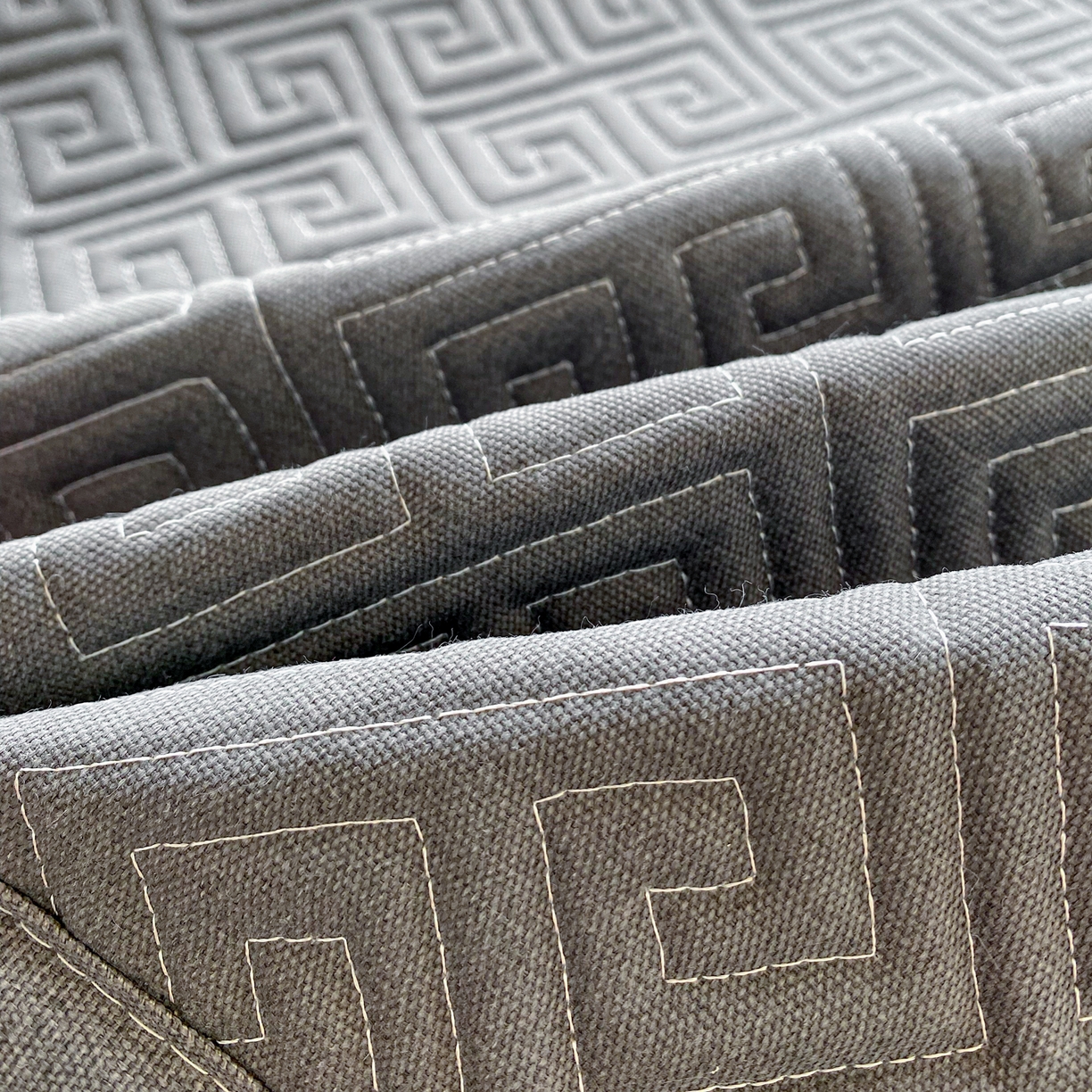 91家纺网 家纺一手货源 找家纺 棉乐町家居 2026新款老粗布床盖床垫学生床 床盖 傍晚