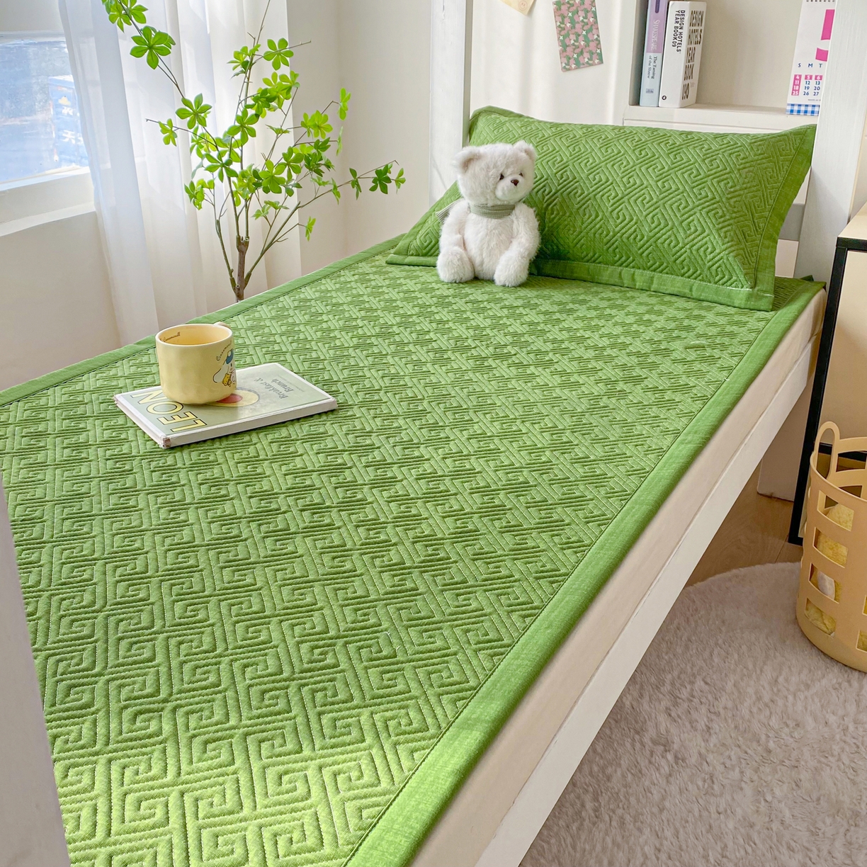 91家纺网 家纺一手货源 找家纺 棉乐町家居 2026新款老粗布床盖床垫学生床 床盖 嫩绿