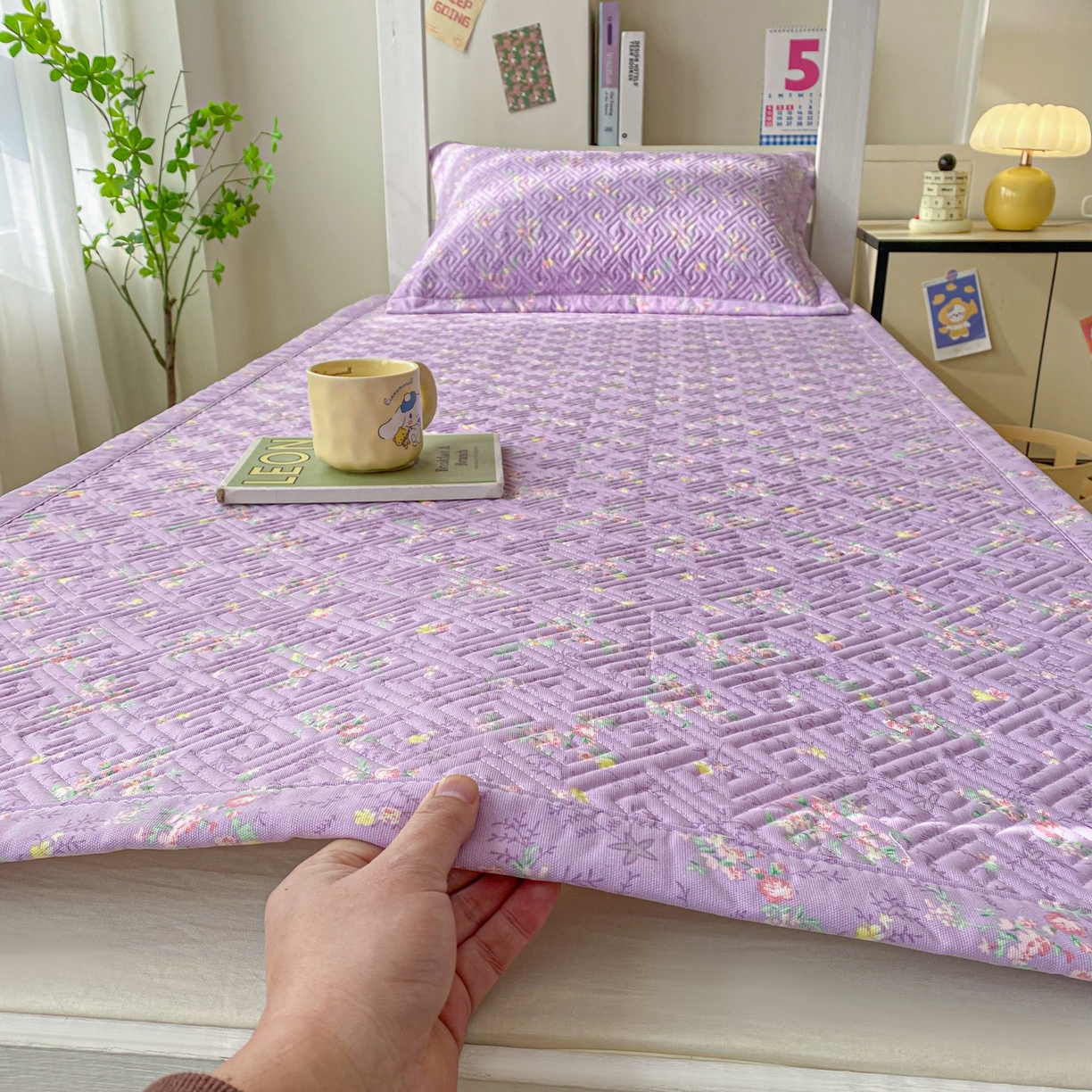 91家纺网 家纺一手货源 找家纺 棉乐町家居 2026新款老粗布床盖床垫学生床 床盖 紫罗兰