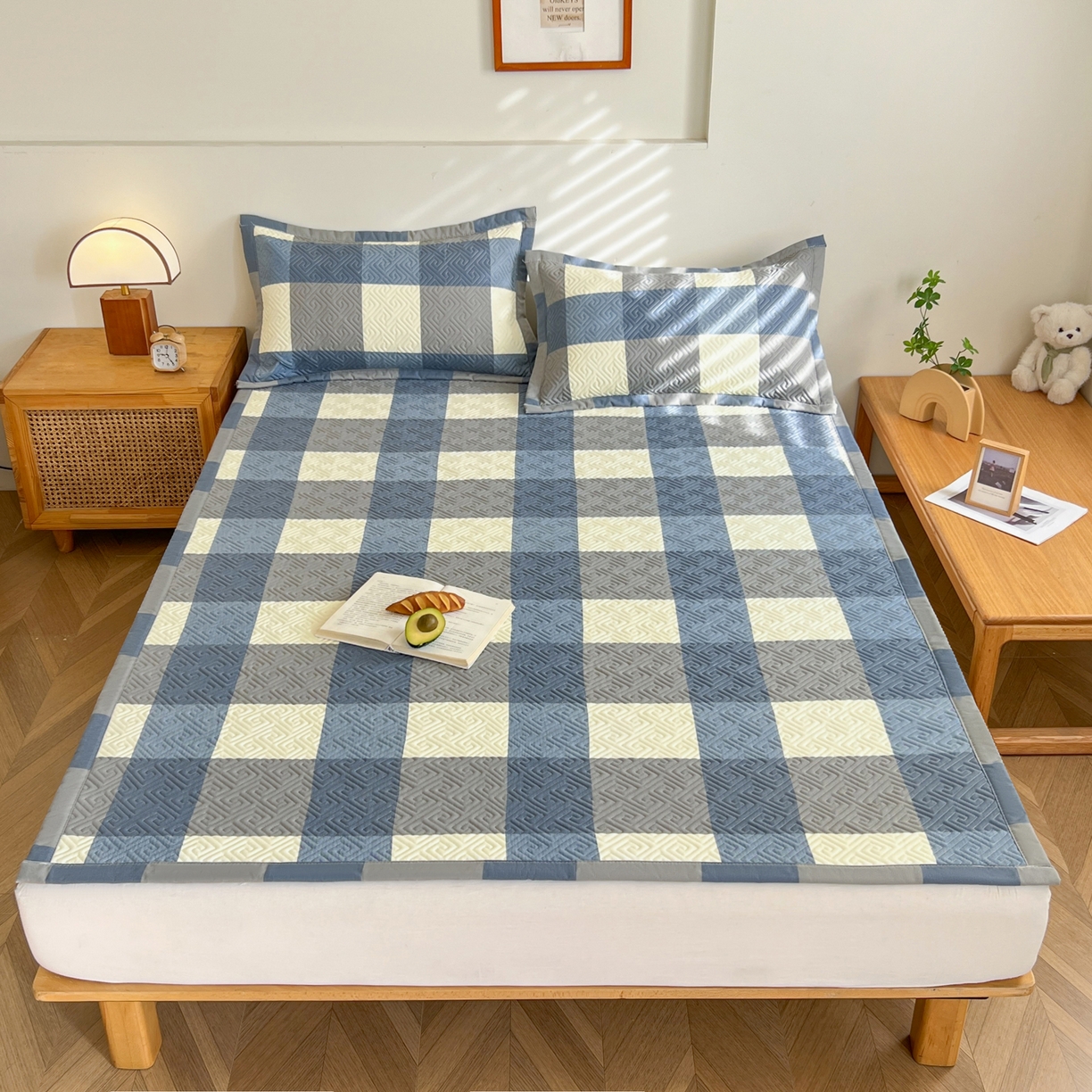 91家纺网 家纺一手货源 找家纺 棉乐町家居 2026新款老粗布床盖床垫大床 床盖 蓝格