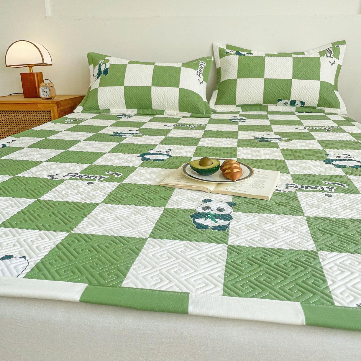 91家纺网 家纺一手货源 找家纺 棉乐町家居 2026新款老粗布床盖床垫大床 床盖 可爱熊猫