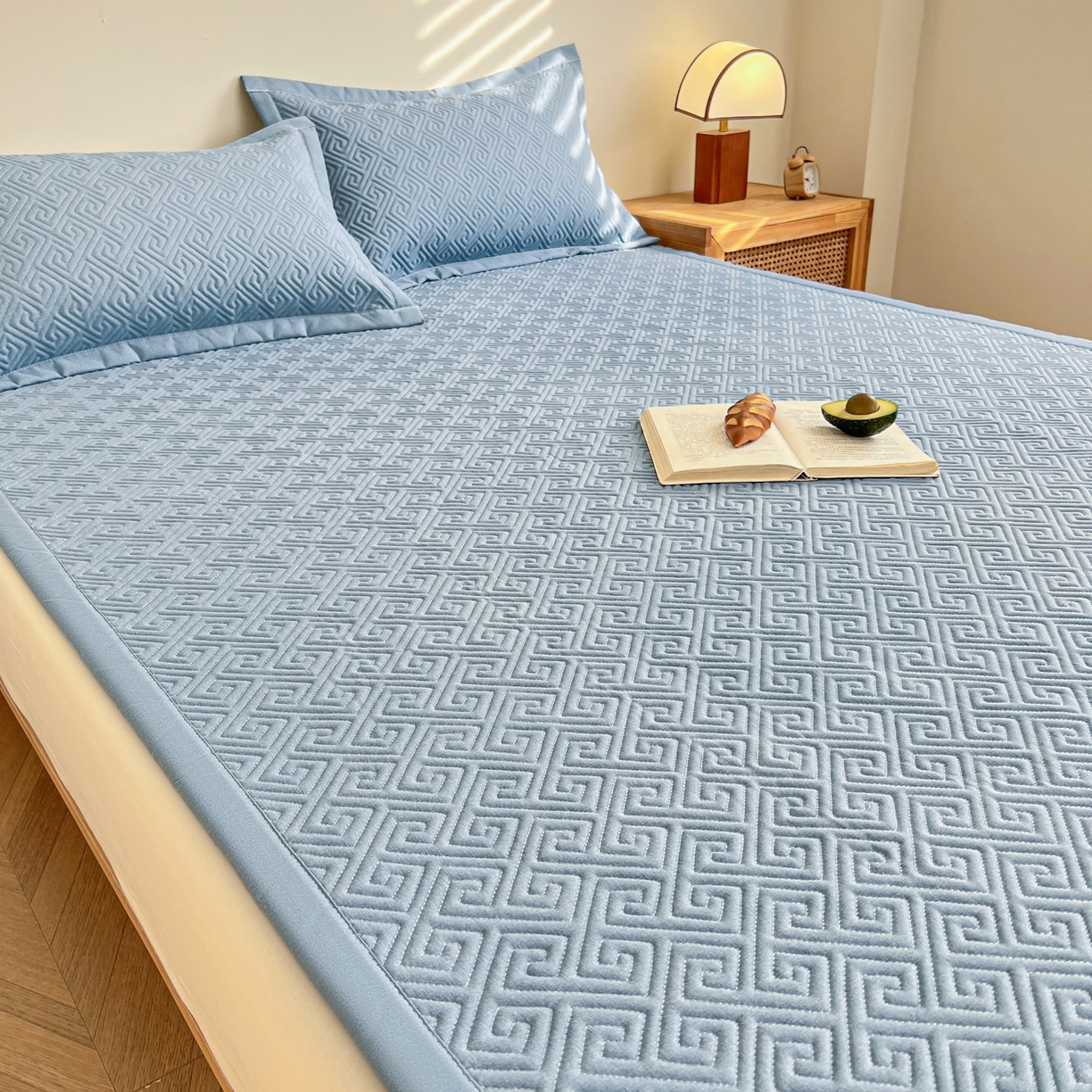 91家纺网 家纺一手货源 找家纺 棉乐町家居 2026新款老粗布床盖床垫大床 床盖 偶遇