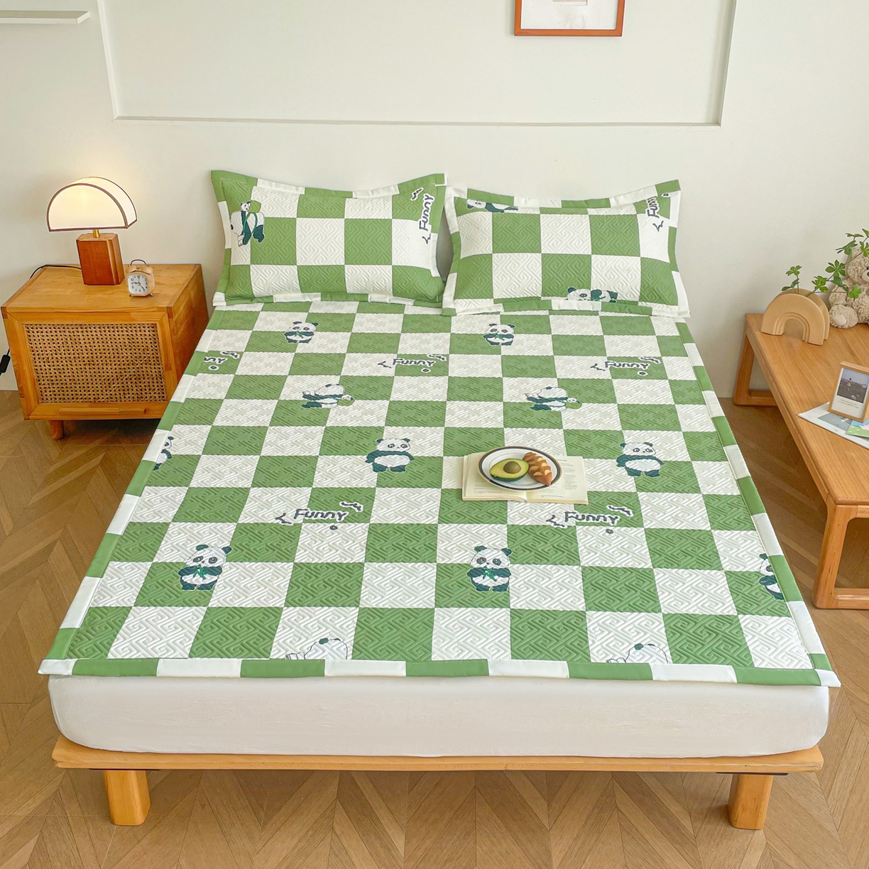 91家纺网 家纺一手货源 找家纺 棉乐町家居 2026新款老粗布床盖床垫大床 床盖 可爱熊猫