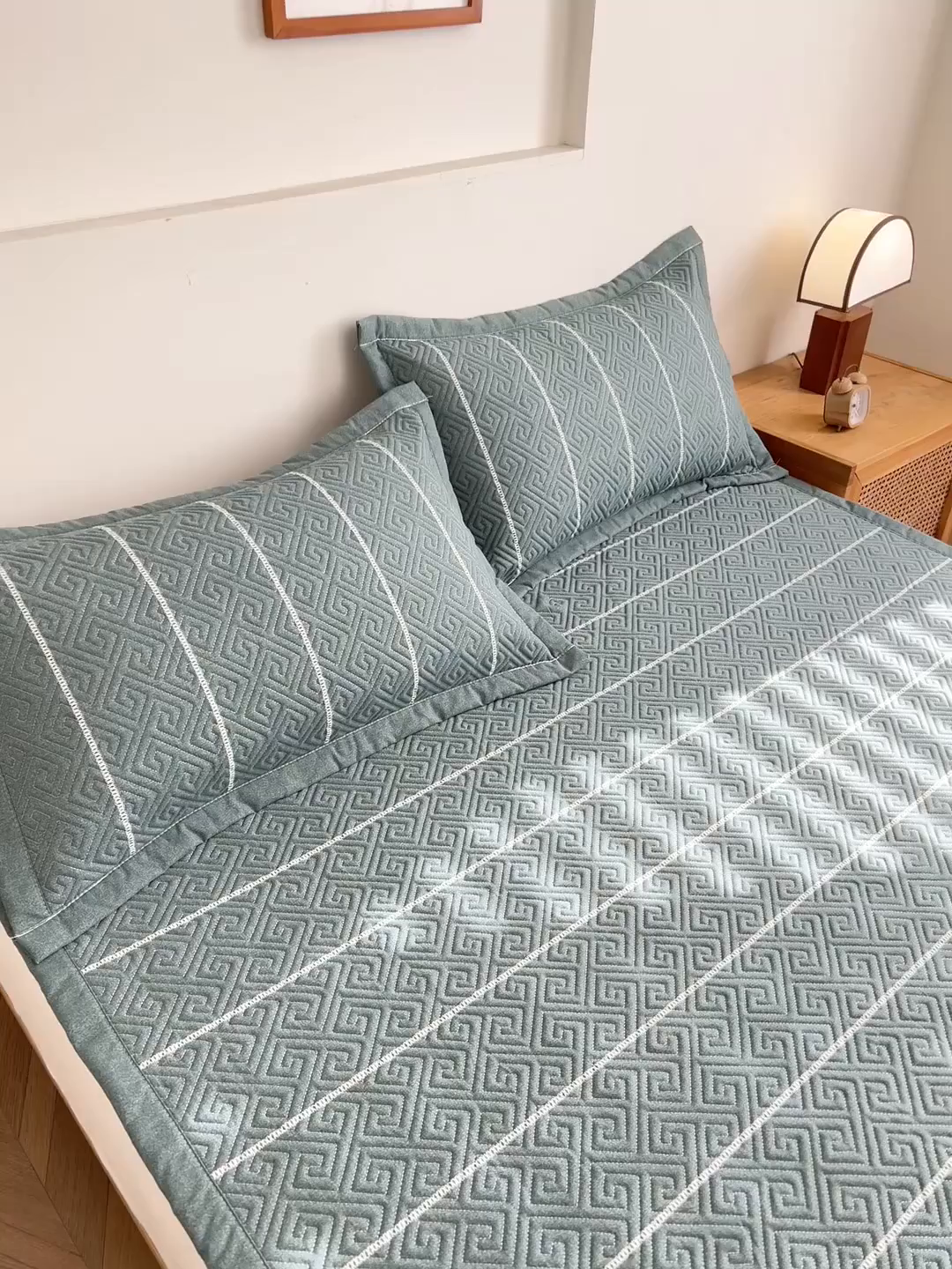 91家纺网 家纺一手货源 找家纺 棉乐町家居 2026新款老粗布床盖床垫大床 床盖 初见