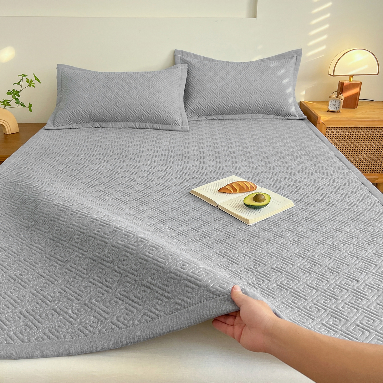 91家纺网 家纺一手货源 找家纺 棉乐町家居 2026新款老粗布床盖床垫大床 床盖 浅灰