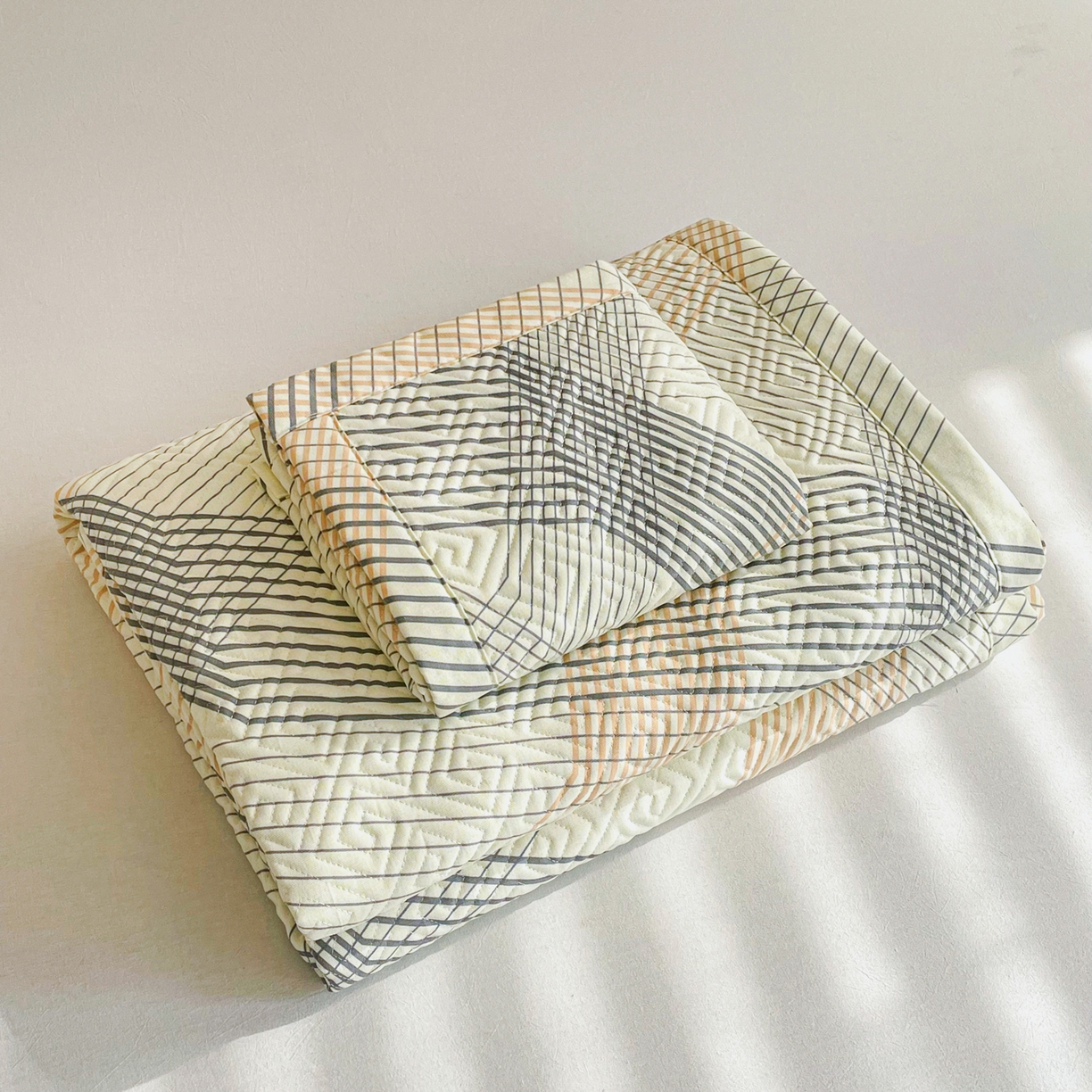 91家纺网 家纺一手货源 找家纺 棉乐町家居 2026新款老粗布床盖床垫大床 床盖 艾米