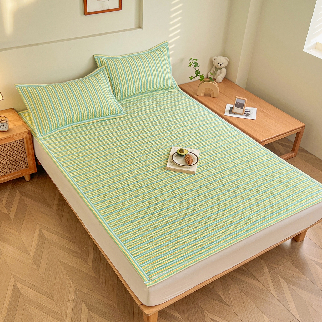 91家纺网 家纺一手货源 找家纺 棉乐町家居 2026新款老粗布床盖床垫大床 床盖 果绿条