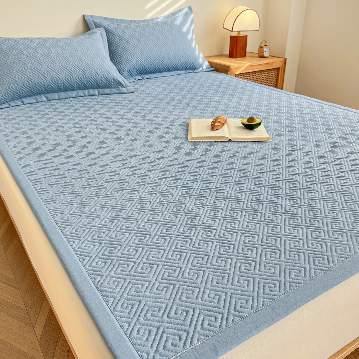 91家纺网 家纺一手货源 找家纺 棉乐町家居 2026新款老粗布床盖床垫大床 床盖 偶遇