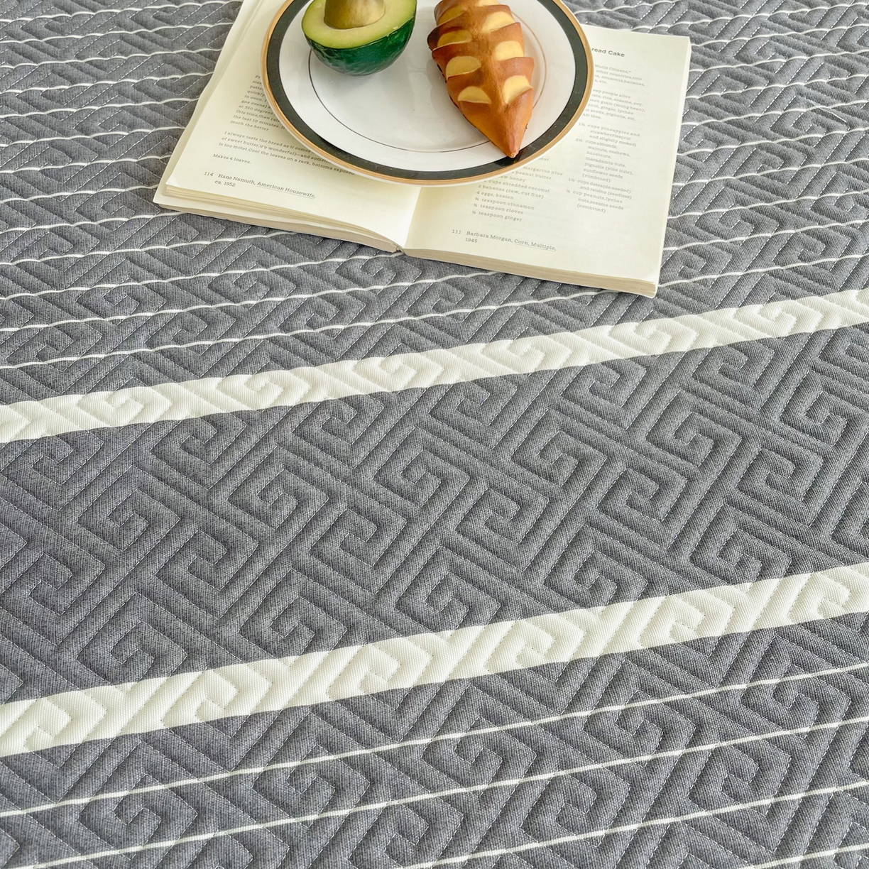 91家纺网 家纺一手货源 找家纺 金泰莱 2026新款老粗布床盖床垫大床 床盖 冷灰